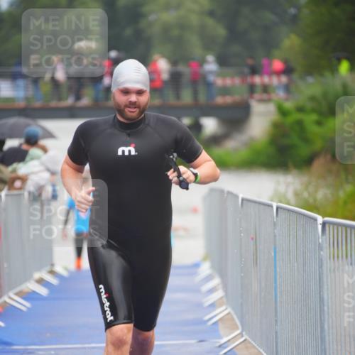 30.08.2026 - Elbe Triathlon Hamburg LAZAROV Photography http://msf.ph/oto/10034241 30.08.2026 08:56:53 Schwimmen 400, 434, 488 meine-sportfotos.de