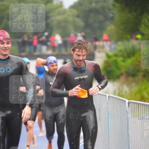 30.08.2026 - Elbe Triathlon Hamburg LAZAROV Photography http://msf.ph/oto/10034313 30.08.2026 08:57:34 Schwimmen 403, 410, 419, 452, 467, 483, 499, 575 meine-sportfotos.de