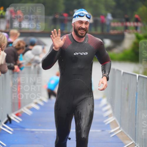 30.08.2026 - Elbe Triathlon Hamburg LAZAROV Photography http://msf.ph/oto/10034357 30.08.2026 08:57:50 Schwimmen 410, 452, 483, 495, 500, 639 meine-sportfotos.de