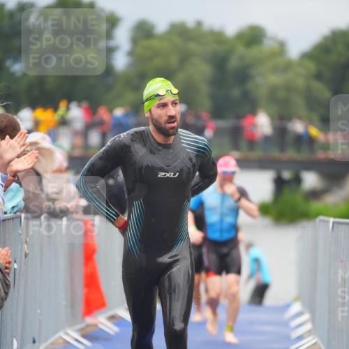 30.08.2026 - Elbe Triathlon Hamburg LAZAROV Photography http://msf.ph/oto/10034567 30.08.2026 08:59:13 Schwimmen 497, 536 meine-sportfotos.de