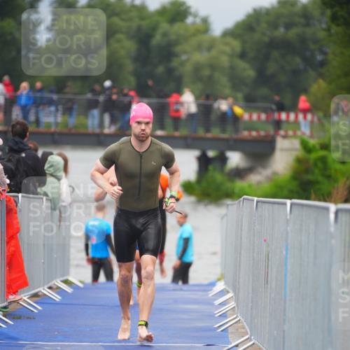 30.08.2026 - Elbe Triathlon Hamburg LAZAROV Photography http://msf.ph/oto/10034601 30.08.2026 08:59:21 Schwimmen 437, 497, 536, 567, 571 meine-sportfotos.de