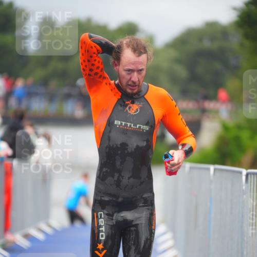 30.08.2026 - Elbe Triathlon Hamburg LAZAROV Photography http://msf.ph/oto/10034642 30.08.2026 08:59:28 Schwimmen 437, 497, 536, 567, 571, 600 meine-sportfotos.de
