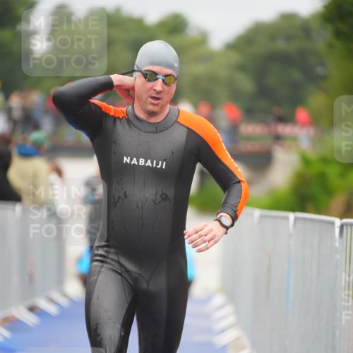 30.08.2026 - Elbe Triathlon Hamburg LAZAROV Photography http://msf.ph/oto/10035187 30.08.2026 09:02:41 Schwimmen 535, 541, 617, 771 meine-sportfotos.de