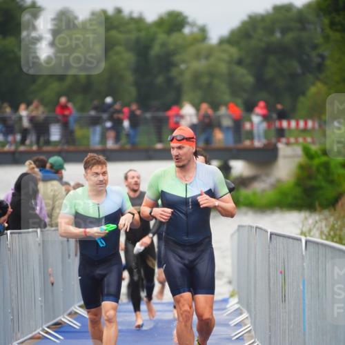 30.08.2026 - Elbe Triathlon Hamburg LAZAROV Photography http://msf.ph/oto/10035360 30.08.2026 09:03:21 Schwimmen 475, 583, 605, 618, 633, 718, 968 meine-sportfotos.de