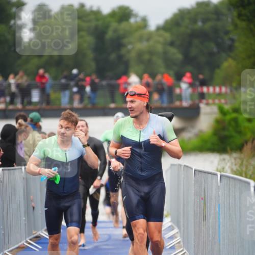 30.08.2026 - Elbe Triathlon Hamburg LAZAROV Photography http://msf.ph/oto/10035366 30.08.2026 09:03:21 Schwimmen 475, 583, 605, 618, 633, 718, 968 meine-sportfotos.de