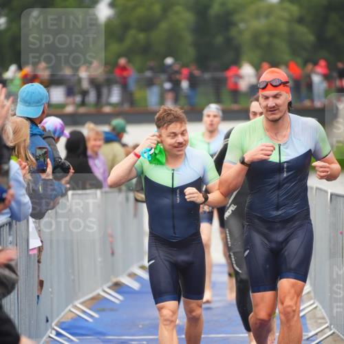 30.08.2026 - Elbe Triathlon Hamburg LAZAROV Photography http://msf.ph/oto/10035373 30.08.2026 09:03:23 Schwimmen 475, 513, 583, 618, 633, 718, 968 meine-sportfotos.de