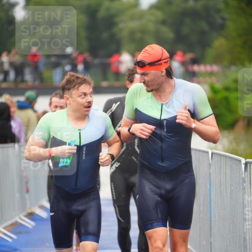 30.08.2026 - Elbe Triathlon Hamburg LAZAROV Photography http://msf.ph/oto/10035382 30.08.2026 09:03:24 Schwimmen 475, 513, 583, 618, 633, 718, 968 meine-sportfotos.de