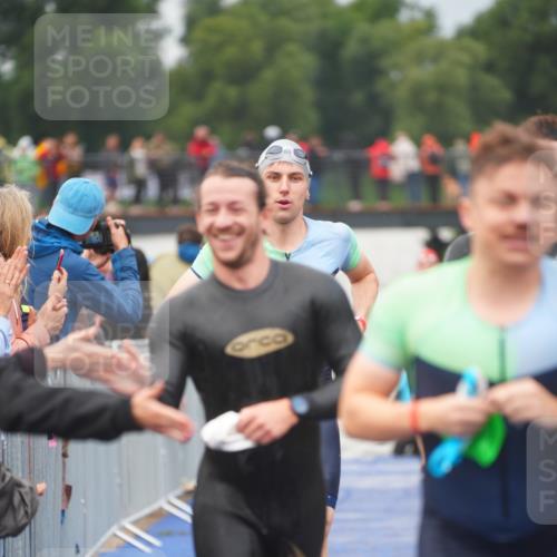 30.08.2026 - Elbe Triathlon Hamburg LAZAROV Photography http://msf.ph/oto/10035394 30.08.2026 09:03:25 Schwimmen 475, 513, 583, 618, 633, 718, 968 meine-sportfotos.de