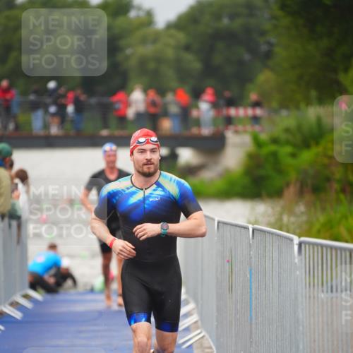 30.08.2026 - Elbe Triathlon Hamburg LAZAROV Photography http://msf.ph/oto/10035412 30.08.2026 09:03:31 Schwimmen 475, 513, 538, 583, 618, 633, 718 meine-sportfotos.de