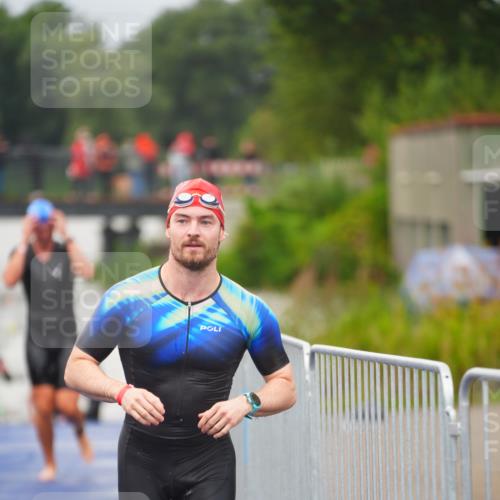 30.08.2026 - Elbe Triathlon Hamburg LAZAROV Photography http://msf.ph/oto/10035422 30.08.2026 09:03:32 Schwimmen 475, 513, 538, 550, 583, 618, 633, 718 meine-sportfotos.de