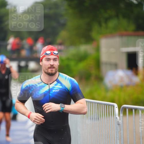 30.08.2026 - Elbe Triathlon Hamburg LAZAROV Photography http://msf.ph/oto/10035425 30.08.2026 09:03:32 Schwimmen 475, 513, 538, 550, 583, 618, 633, 718 meine-sportfotos.de