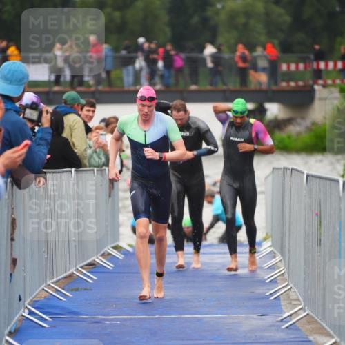 30.08.2026 - Elbe Triathlon Hamburg LAZAROV Photography http://msf.ph/oto/10035446 30.08.2026 09:03:42 Schwimmen 513, 538, 550, 560, 565, 632 meine-sportfotos.de