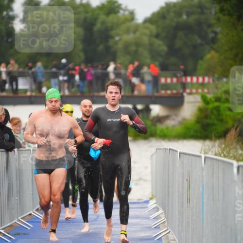 30.08.2026 - Elbe Triathlon Hamburg LAZAROV Photography http://msf.ph/oto/10035579 30.08.2026 09:04:13 Schwimmen 506, 509, 514, 529, 533, 555, 596, 739 meine-sportfotos.de