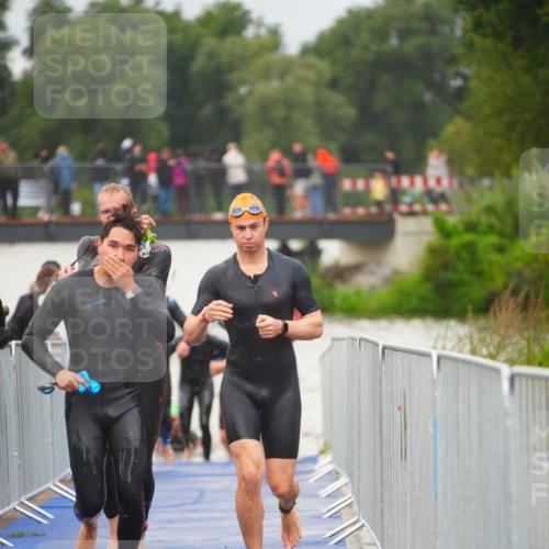 30.08.2026 - Elbe Triathlon Hamburg LAZAROV Photography http://msf.ph/oto/10035621 30.08.2026 09:04:21 Schwimmen 395, 506, 509, 514, 529, 533, 579, 596, 761 meine-sportfotos.de