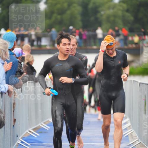 30.08.2026 - Elbe Triathlon Hamburg LAZAROV Photography http://msf.ph/oto/10035626 30.08.2026 09:04:22 Schwimmen 395, 506, 509, 514, 529, 533, 579, 596, 761 meine-sportfotos.de