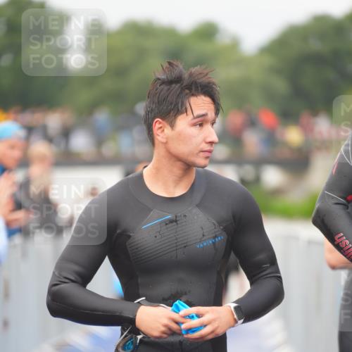 30.08.2026 - Elbe Triathlon Hamburg LAZAROV Photography http://msf.ph/oto/10035641 30.08.2026 09:04:24 Schwimmen 395, 506, 509, 514, 529, 579, 585, 596, 691, 761 meine-sportfotos.de