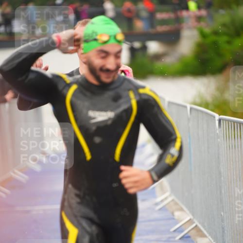 30.08.2026 - Elbe Triathlon Hamburg LAZAROV Photography http://msf.ph/oto/10035831 30.08.2026 09:04:50 Schwimmen 505, 526, 619, 624, 635, 670 meine-sportfotos.de