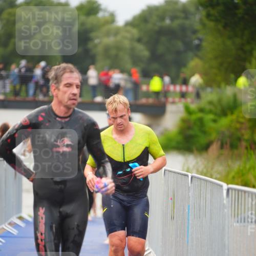 30.08.2026 - Elbe Triathlon Hamburg LAZAROV Photography http://msf.ph/oto/10036075 30.08.2026 09:06:36 Schwimmen 570, 580, 589, 590, 683, 705, 732, 773 meine-sportfotos.de