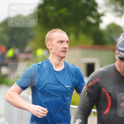 30.08.2026 - Elbe Triathlon Hamburg LAZAROV Photography http://msf.ph/oto/10036130 30.08.2026 09:06:46 Schwimmen 570, 580, 589, 620, 665, 732 meine-sportfotos.de