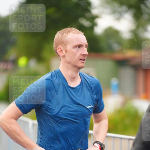 30.08.2026 - Elbe Triathlon Hamburg LAZAROV Photography http://msf.ph/oto/10036132 30.08.2026 09:06:46 Schwimmen 570, 580, 589, 620, 665, 732 meine-sportfotos.de