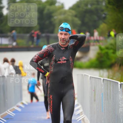 30.08.2026 - Elbe Triathlon Hamburg LAZAROV Photography http://msf.ph/oto/10036193 30.08.2026 09:07:15 Schwimmen 569, 626, 636, 647, 663, 756 meine-sportfotos.de
