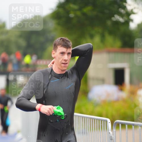 30.08.2026 - Elbe Triathlon Hamburg LAZAROV Photography http://msf.ph/oto/10036235 30.08.2026 09:07:25 Schwimmen 640, 663, 668, 756 meine-sportfotos.de