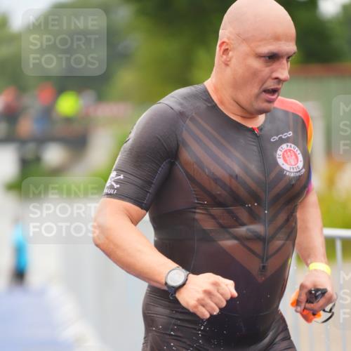 30.08.2026 - Elbe Triathlon Hamburg LAZAROV Photography http://msf.ph/oto/10036297 30.08.2026 09:07:38 Schwimmen 640, 668, 702, 976 meine-sportfotos.de