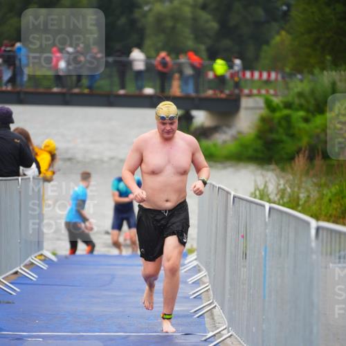 30.08.2026 - Elbe Triathlon Hamburg LAZAROV Photography http://msf.ph/oto/10036323 30.08.2026 09:07:54 Schwimmen 479, 667 meine-sportfotos.de