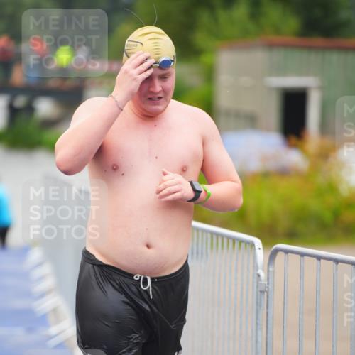 30.08.2026 - Elbe Triathlon Hamburg LAZAROV Photography http://msf.ph/oto/10036336 30.08.2026 09:07:57 Schwimmen 479, 667 meine-sportfotos.de