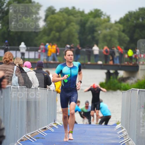 30.08.2026 - Elbe Triathlon Hamburg LAZAROV Photography http://msf.ph/oto/10036339 30.08.2026 09:08:00 Schwimmen 479, 638, 667 meine-sportfotos.de