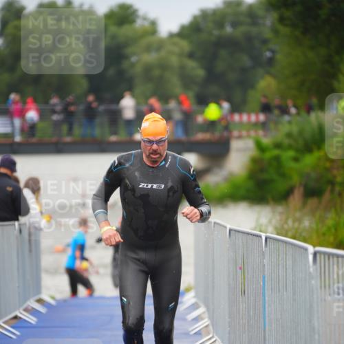 30.08.2026 - Elbe Triathlon Hamburg LAZAROV Photography http://msf.ph/oto/10036435 30.08.2026 09:08:50 Schwimmen 782 meine-sportfotos.de