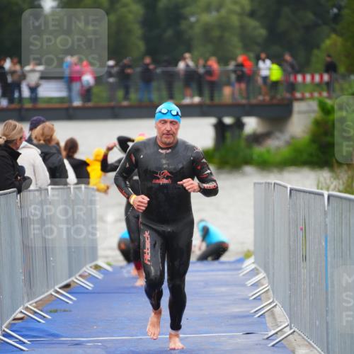 30.08.2026 - Elbe Triathlon Hamburg LAZAROV Photography http://msf.ph/oto/10036466 30.08.2026 09:09:05 Schwimmen 676, 698, 741, 746, 782 meine-sportfotos.de