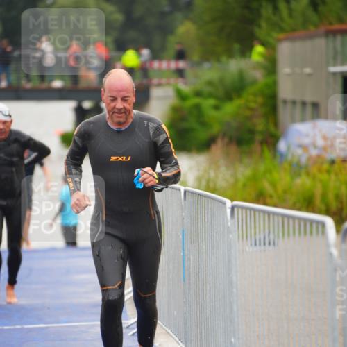 30.08.2026 - Elbe Triathlon Hamburg LAZAROV Photography http://msf.ph/oto/10036641 30.08.2026 09:09:55 Schwimmen 672, 750, 751, 774 meine-sportfotos.de