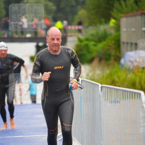 30.08.2026 - Elbe Triathlon Hamburg LAZAROV Photography http://msf.ph/oto/10036644 30.08.2026 09:09:56 Schwimmen 672, 750, 751, 774 meine-sportfotos.de