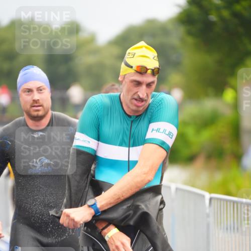 30.08.2026 - Elbe Triathlon Hamburg LAZAROV Photography http://msf.ph/oto/10036775 30.08.2026 09:10:45 Schwimmen 566, 591, 690, 704, 722, 725, 752, 769 meine-sportfotos.de