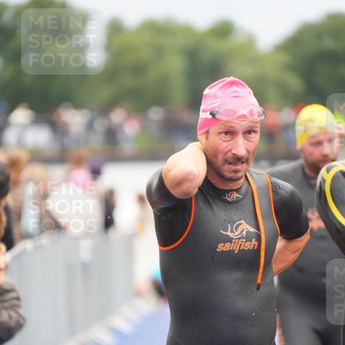 30.08.2026 - Elbe Triathlon Hamburg LAZAROV Photography http://msf.ph/oto/10036806 30.08.2026 09:10:52 Schwimmen 566, 591, 678, 690, 700, 704, 715, 722, 725, 752, 769 meine-sportfotos.de