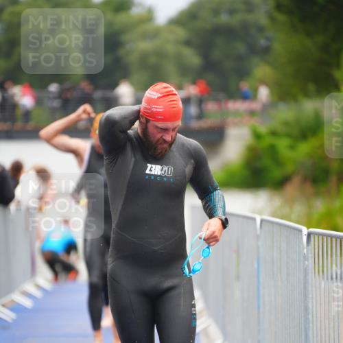 30.08.2026 - Elbe Triathlon Hamburg LAZAROV Photography http://msf.ph/oto/10036918 30.08.2026 09:10:57 Schwimmen 591, 651, 678, 700, 704, 715, 722, 725, 752, 769 meine-sportfotos.de