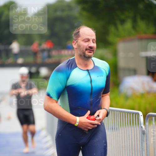 30.08.2026 - Elbe Triathlon Hamburg LAZAROV Photography http://msf.ph/oto/10037004 30.08.2026 09:11:13 Schwimmen 577, 629, 651, 671, 709, 714, 747, 779 meine-sportfotos.de