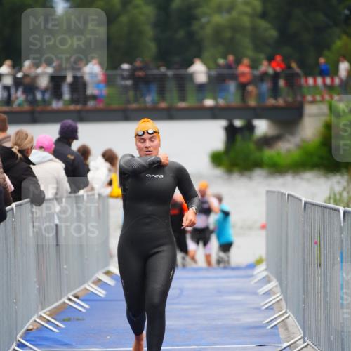 30.08.2026 - Elbe Triathlon Hamburg LAZAROV Photography http://msf.ph/oto/10037042 30.08.2026 09:11:32 Schwimmen 869 meine-sportfotos.de