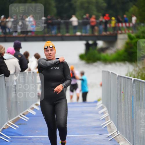 30.08.2026 - Elbe Triathlon Hamburg LAZAROV Photography http://msf.ph/oto/10037045 30.08.2026 09:11:33 Schwimmen 869 meine-sportfotos.de