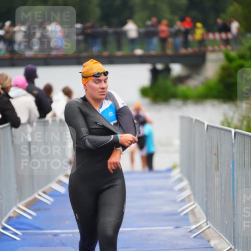 30.08.2026 - Elbe Triathlon Hamburg LAZAROV Photography http://msf.ph/oto/10037051 30.08.2026 09:11:34 Schwimmen 869 meine-sportfotos.de