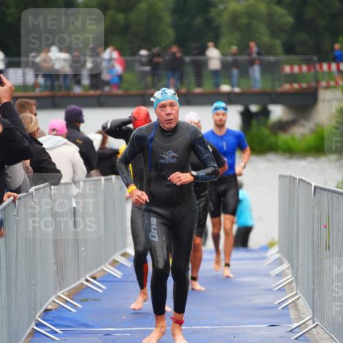 30.08.2026 - Elbe Triathlon Hamburg LAZAROV Photography http://msf.ph/oto/10037111 30.08.2026 09:12:01 Schwimmen 546, 587, 602, 648, 655, 664, 788 meine-sportfotos.de