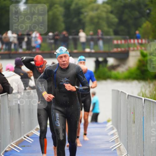30.08.2026 - Elbe Triathlon Hamburg LAZAROV Photography http://msf.ph/oto/10037116 30.08.2026 09:12:02 Schwimmen 546, 587, 602, 648, 655, 664, 666, 788 meine-sportfotos.de