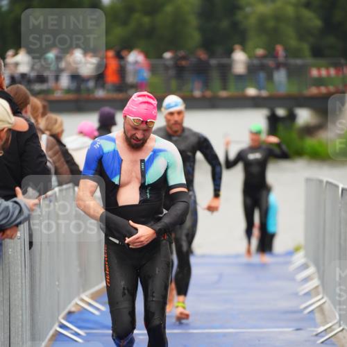 30.08.2026 - Elbe Triathlon Hamburg LAZAROV Photography http://msf.ph/oto/10037165 30.08.2026 09:12:14 Schwimmen 587, 602, 648, 650, 658, 664, 666, 716, 788 meine-sportfotos.de