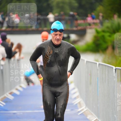 30.08.2026 - Elbe Triathlon Hamburg LAZAROV Photography http://msf.ph/oto/10037378 30.08.2026 09:13:29 Schwimmen 673, 680, 686, 766 meine-sportfotos.de