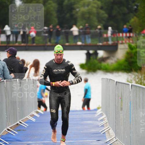 30.08.2026 - Elbe Triathlon Hamburg LAZAROV Photography http://msf.ph/oto/10037506 30.08.2026 09:14:31 Schwimmen 598, 726 meine-sportfotos.de