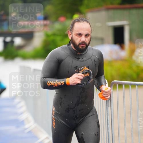 30.08.2026 - Elbe Triathlon Hamburg LAZAROV Photography http://msf.ph/oto/10037640 30.08.2026 09:15:04 Schwimmen 659, 662, 734, 786 meine-sportfotos.de