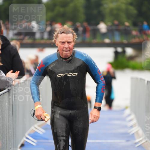 30.08.2026 - Elbe Triathlon Hamburg LAZAROV Photography http://msf.ph/oto/10037713 30.08.2026 09:15:22 Schwimmen 669, 720, 785, 786 meine-sportfotos.de
