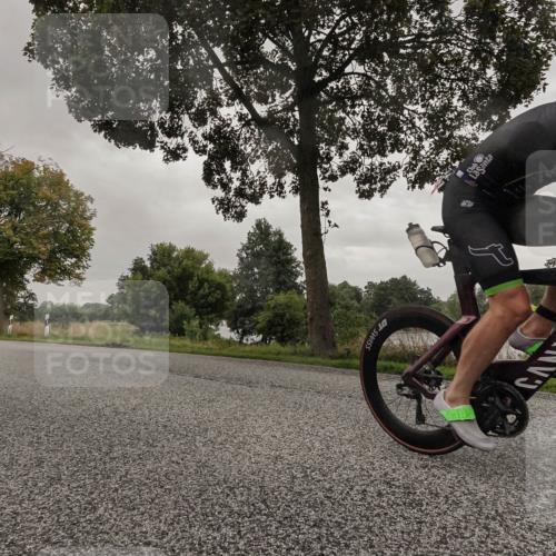 30.08.2026 - Elbe Triathlon Hamburg Michael Burmester http://msf.ph/oto/10039515 30.08.2026 08:38:53 Radfahren 186 meine-sportfotos.de
