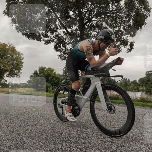 30.08.2026 - Elbe Triathlon Hamburg Michael Burmester http://msf.ph/oto/10039560 30.08.2026 08:40:02 Radfahren 207 meine-sportfotos.de